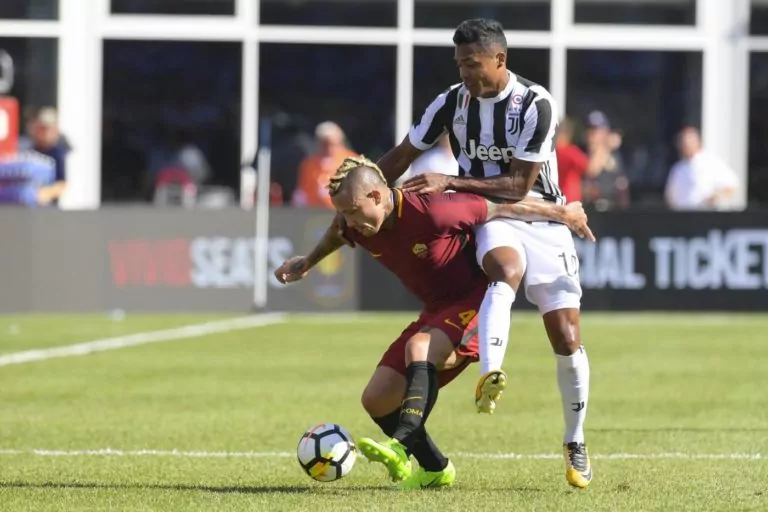 Alex Sandro