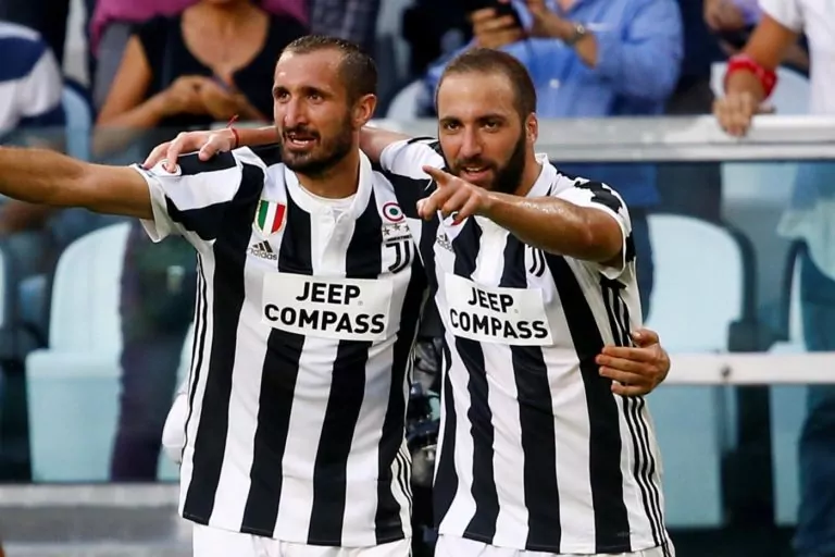 Chiellini Higuain