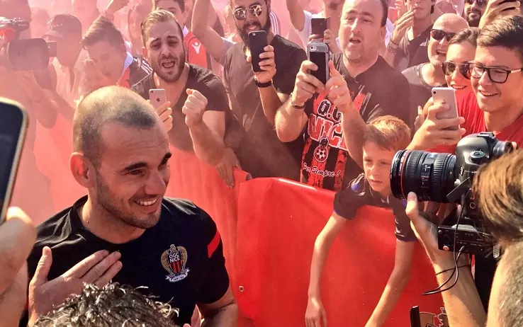 Sneijder_Twitter_Nizza