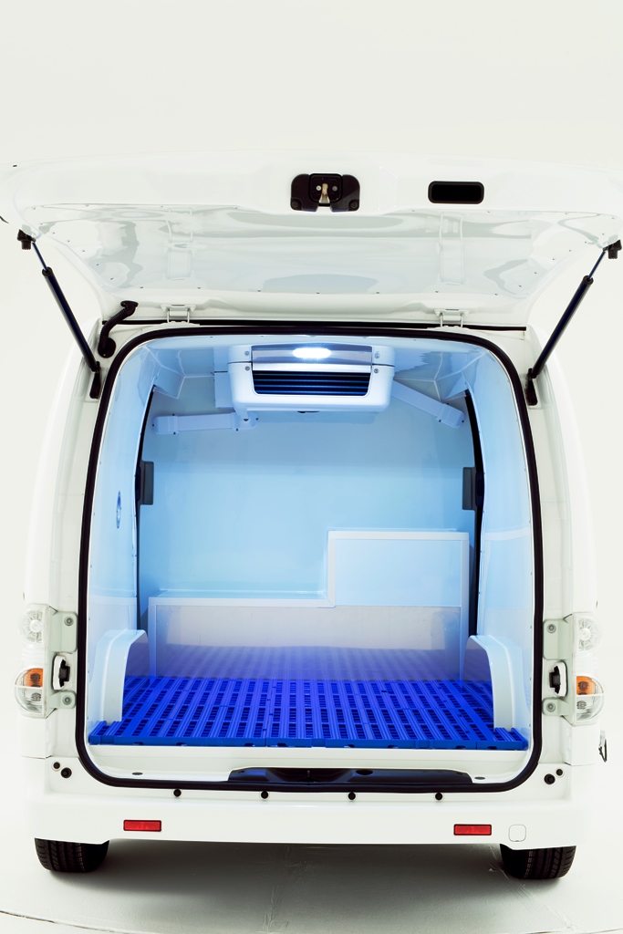 Nissan e-NV200 Fridge Concept