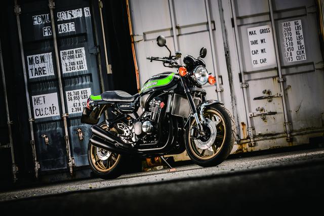 Kawasaki Z900RS 