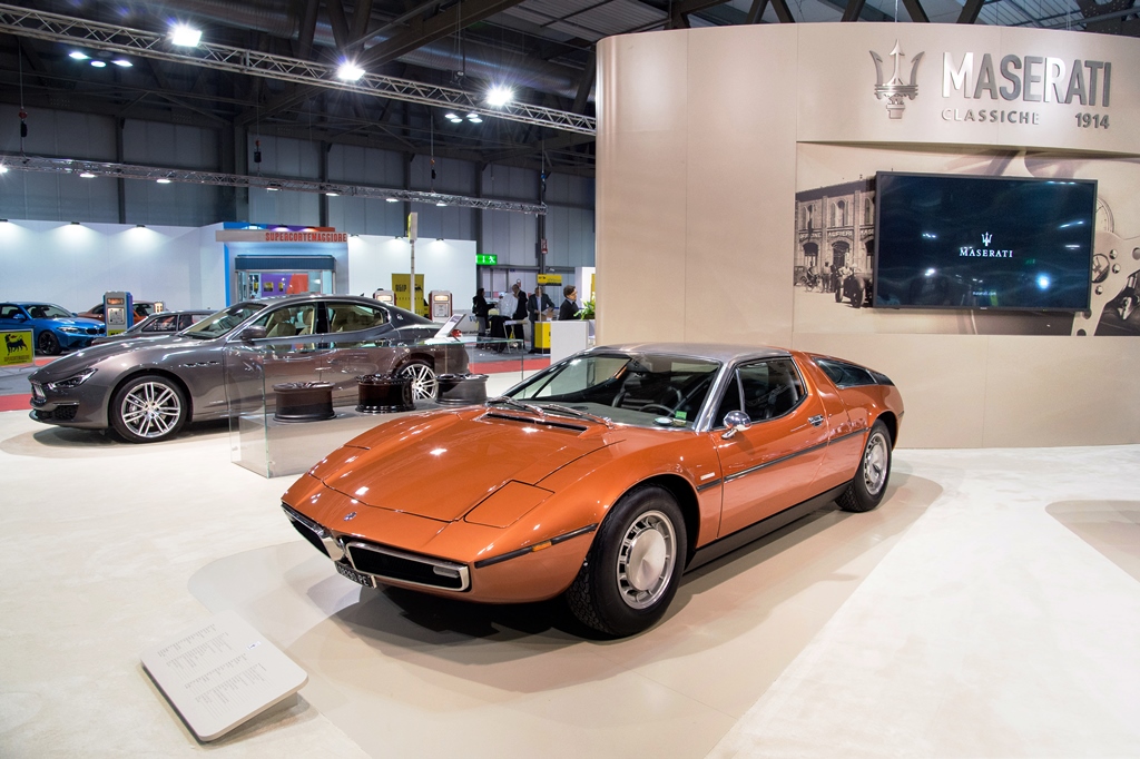 Maserati Bora