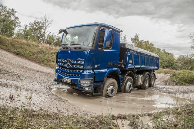 Mercedes Arocs