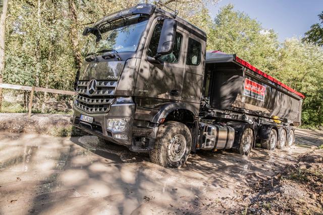Mercedes Arocs