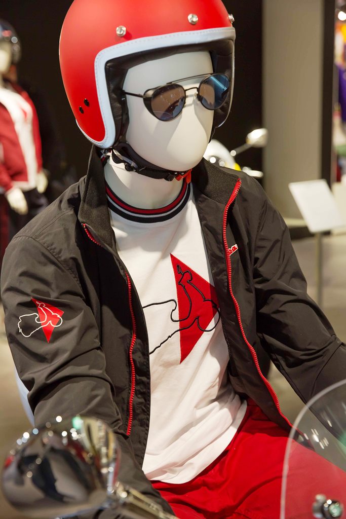 Vespa Total Look