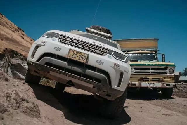 land rover Goodyear Wrangler DuraTrac 2