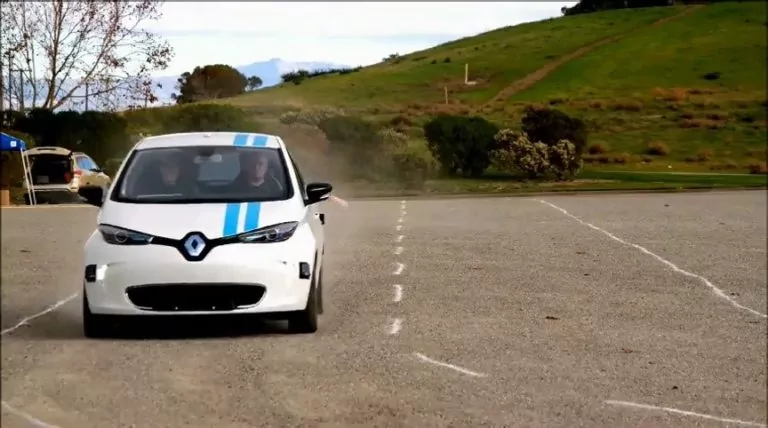 renault guida autonoma