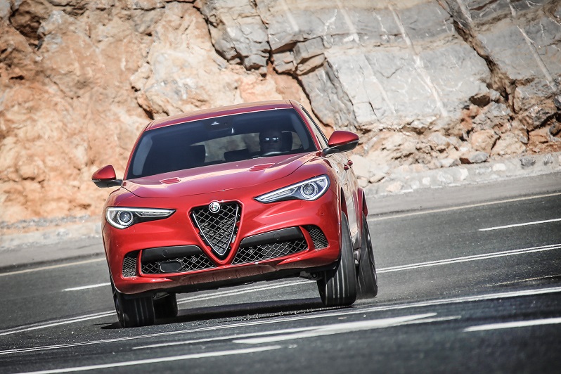 Alfa Romeo Stelvio Quadrifoglio (1)