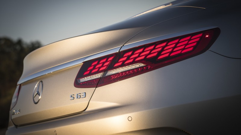 Mercedes-AMG S63 4MATIC+ Cabriolet 2