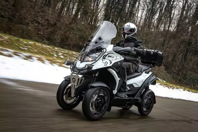 Quadro4