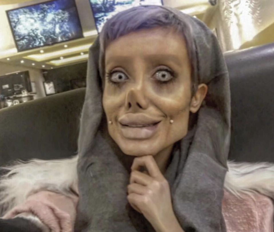 SAHAR TABAR ANGELINA JOLIE 3