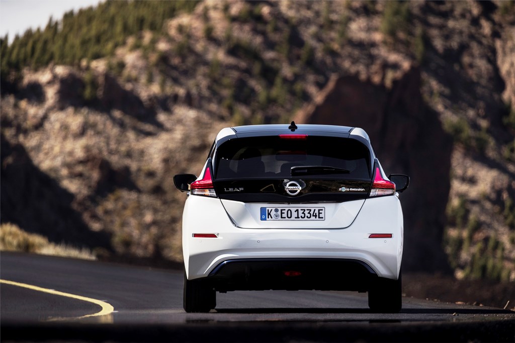 Nuova Nissan LEAF