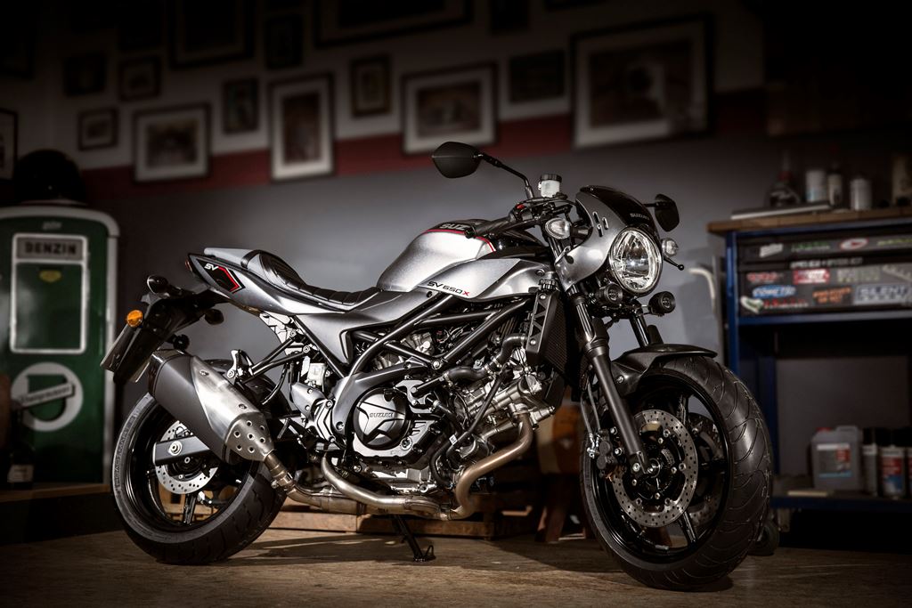 Suzuki V650X
