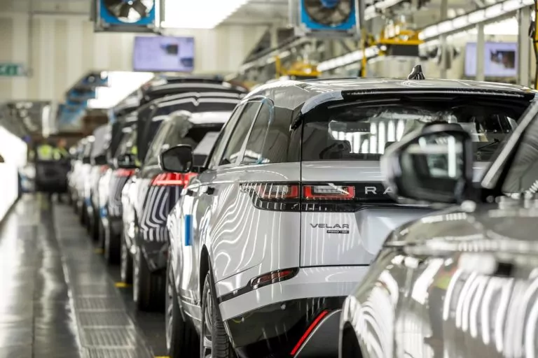Jaguar F Pace