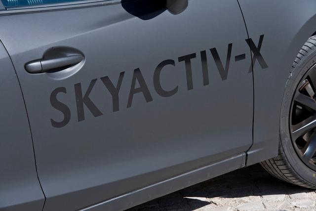 Mazda Skyactiv-X