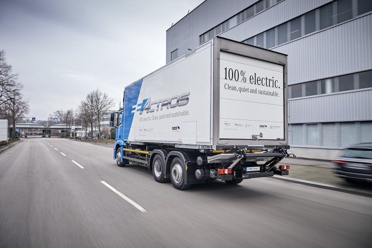Nuovo Mercedes-Benz eActros 2