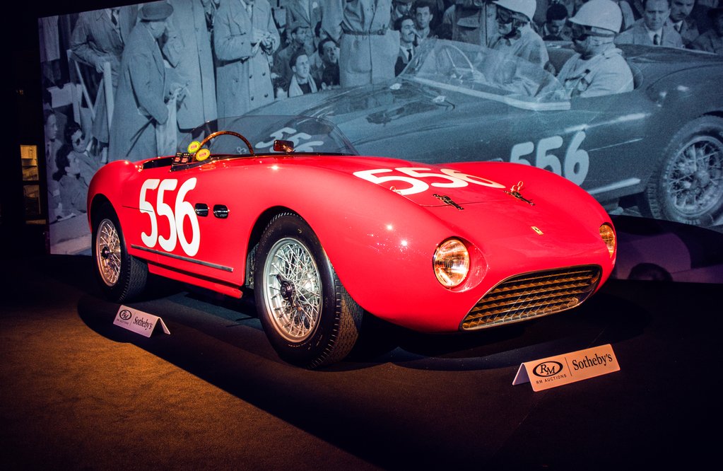 Paris Retromobile