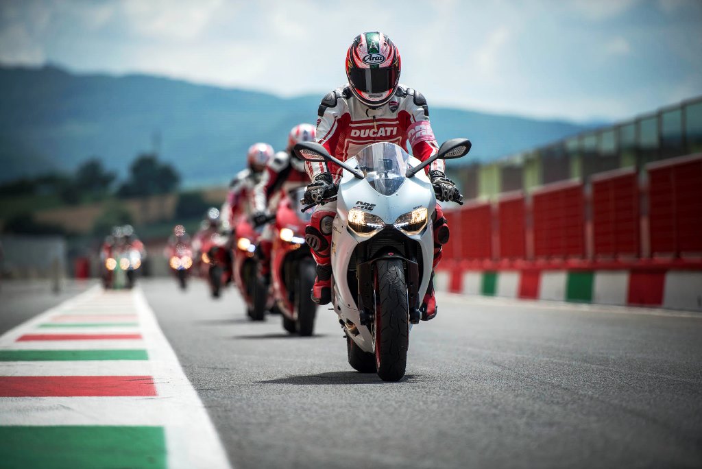 ducati DRE Racetrak