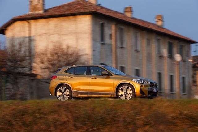 BMW X2