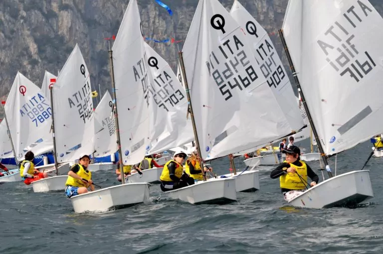 optimist u15 vela