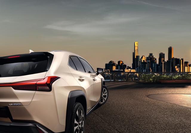nuovo Lexus UX