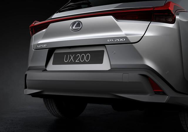 nuovo Lexus UX