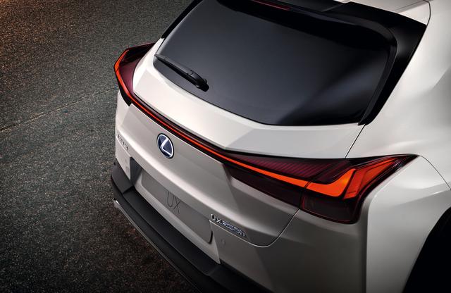 nuovo Lexus UX