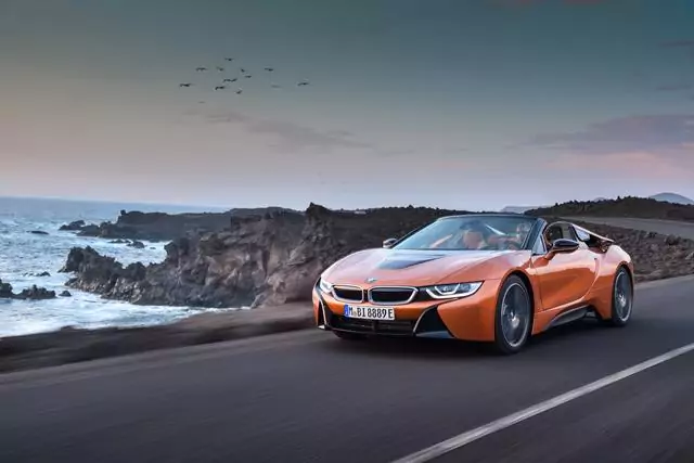 BMW i8 roadster Salone di Ginevra