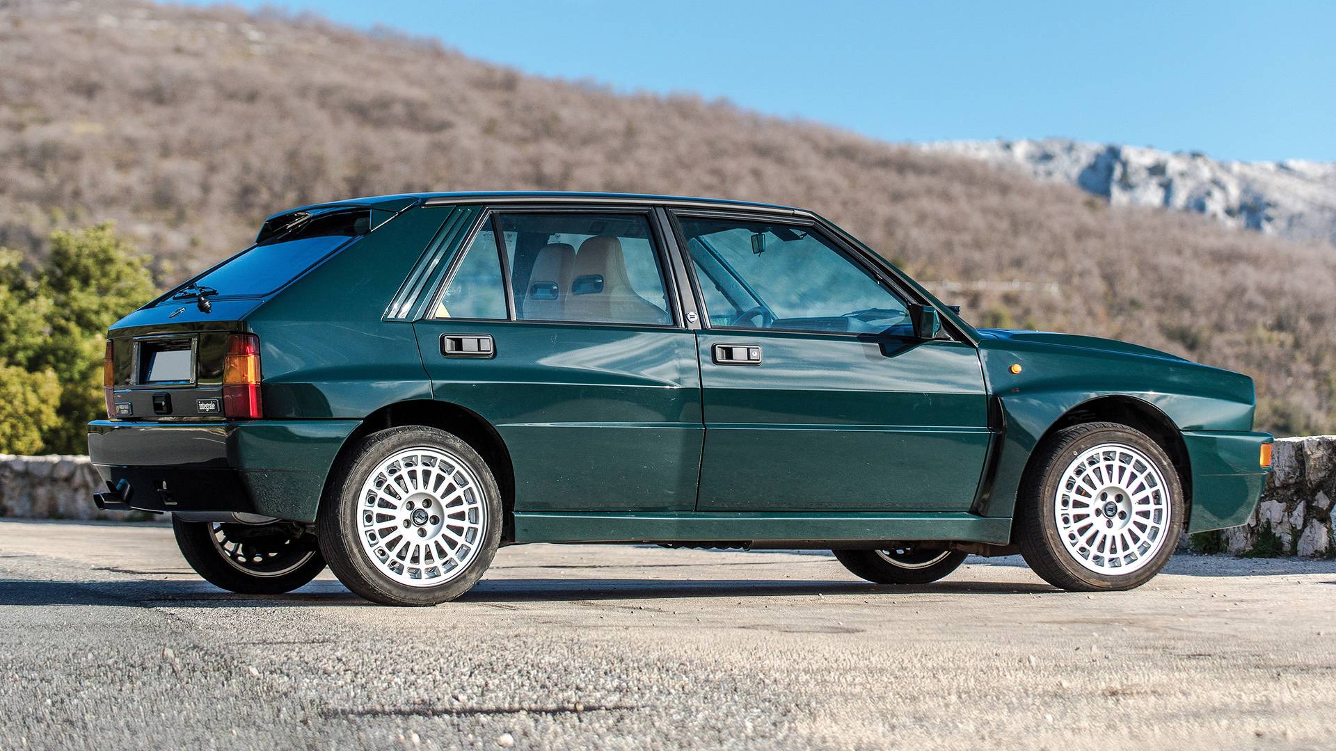 Lancia delta hf integrale