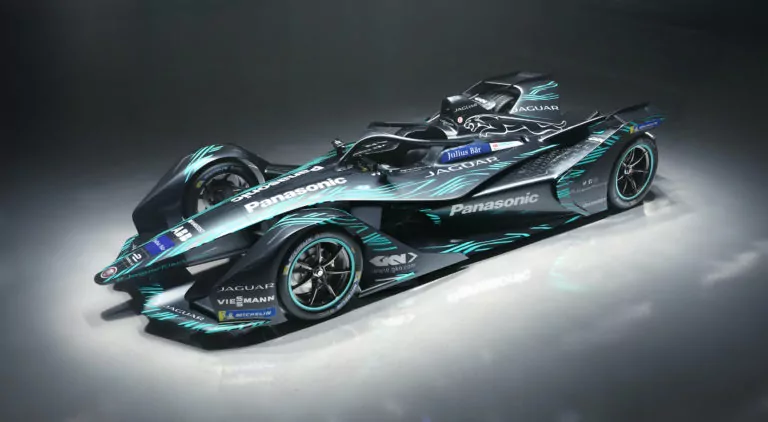 Jaguar I-TYPE 3