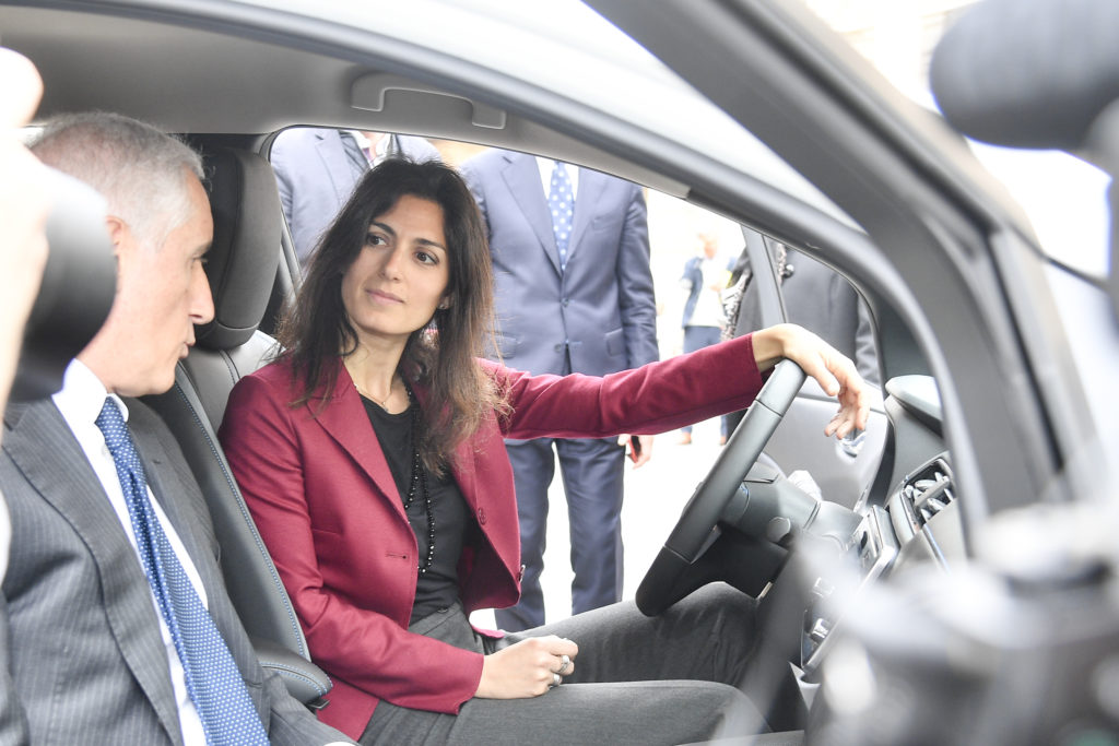 Nuova Nissan LEAF Raggi