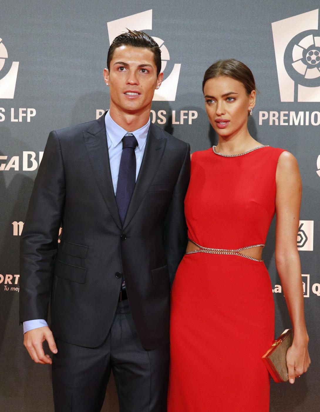 Irina Shayk Ronaldo / Cristiano Ronaldo and Irina Shayk Photos Photos ...