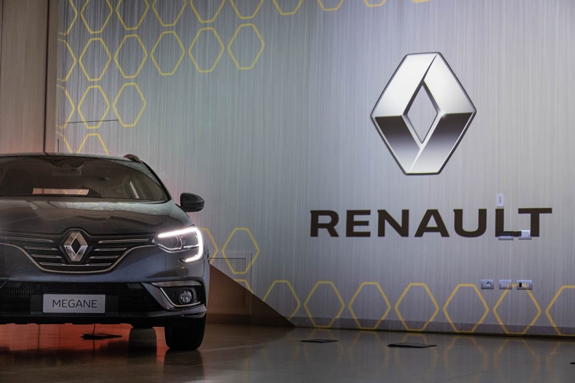 _Il_rinnovamento_e_la_semplificazione_della_gamma_passa_per_Renault