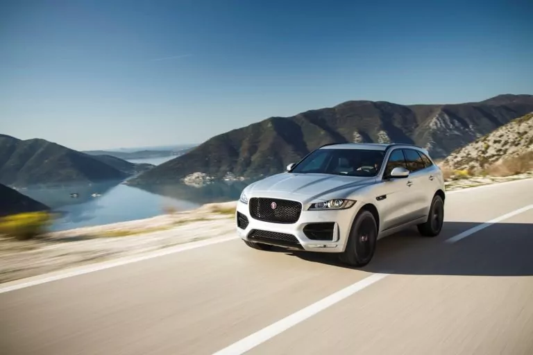 Jaguar F-PACE 19MY