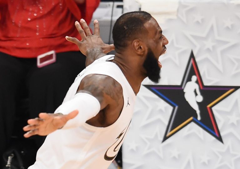 LeBron James dominante in gara-6 di finale di Conference nella quale Boston è caduta in quel di Cleveland: ci si giocherà tutto al Garden