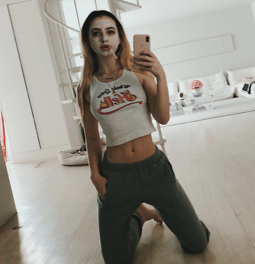 anais gallagher