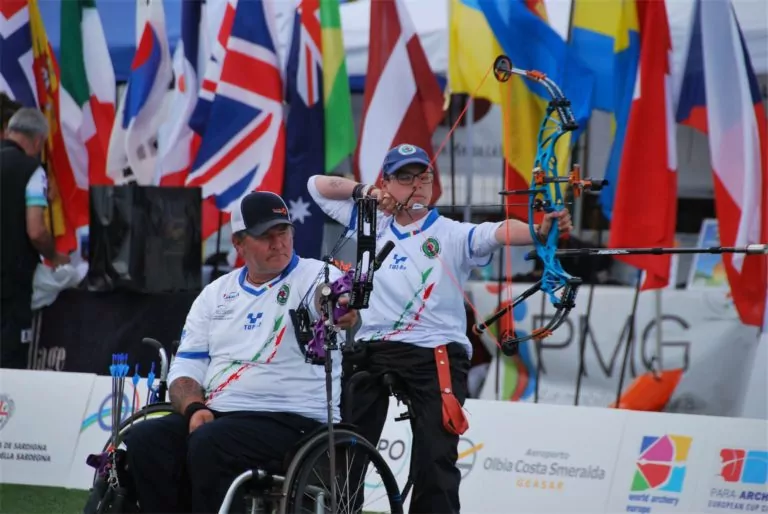 Alberto Simonelli e Maria andrea virgilio bronzo mixed team ricurvo
