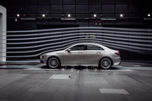 500_mercedes-benzclasseaberlina1