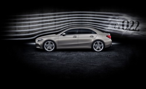 500_mercedes-benzclasseaberlina1