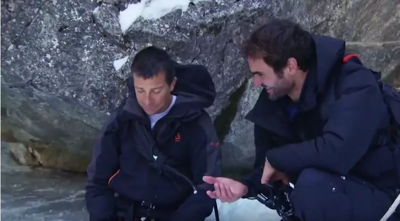 Federer e Bear Grills