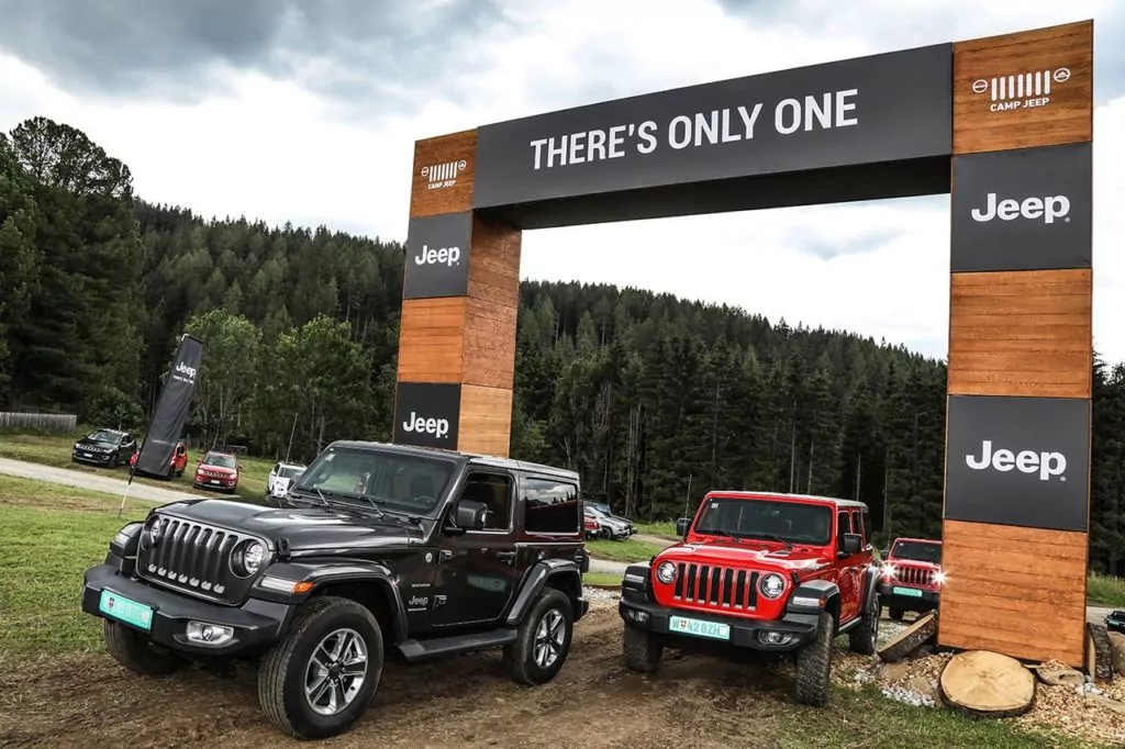 Jeep_Wrangler_01