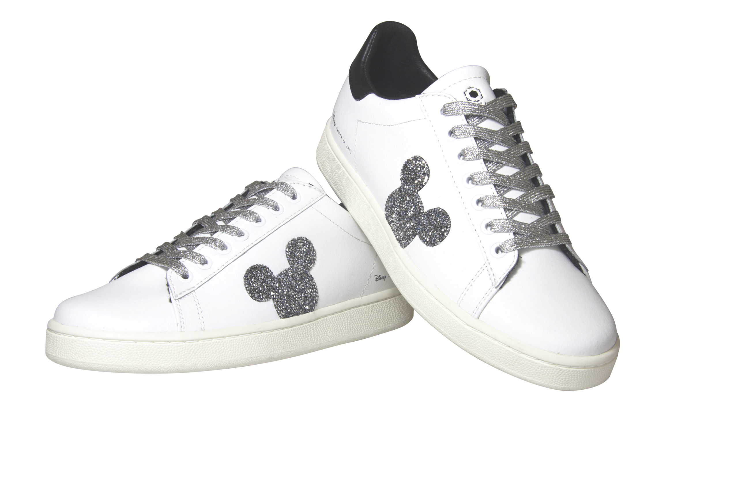 Top Magnola Pearl blanc, robe taupe Tala Benson et Jupon blanc