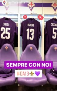 Foto Maglia Astori spogliatoio Fiorentina