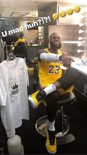 LeBron James maglia Lakers
