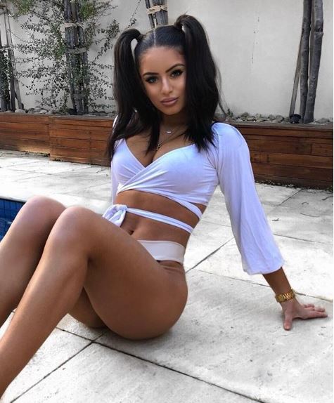 Tia Christofi