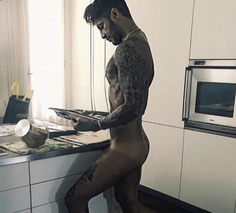 fabrizio corona nudo instagram