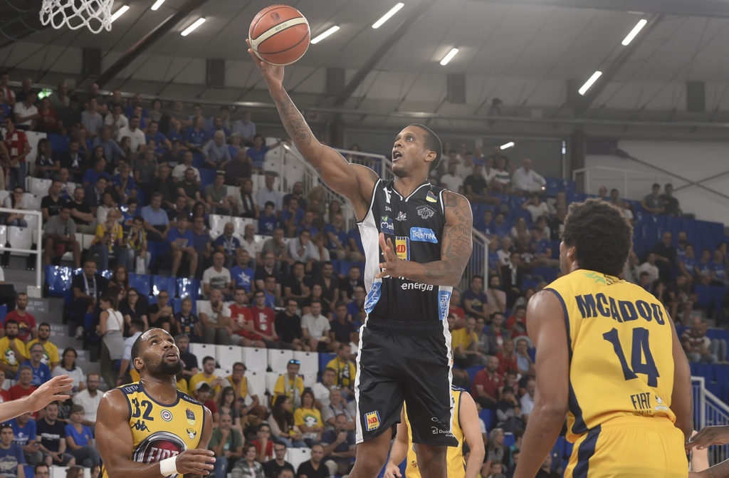Fiat Torino vs Dolomiti Energia Trentino Zurich Connect - Supercoppa Basket 2018