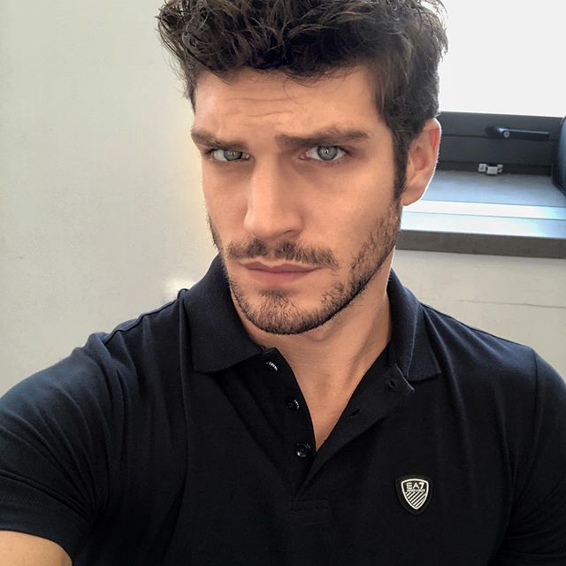 elia fongaro grande fratello 1