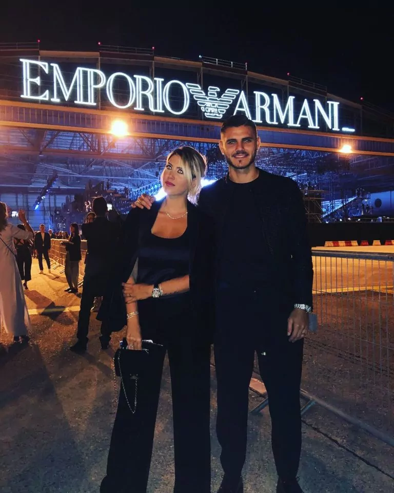 icardi sfilata armani con wanda nara 2