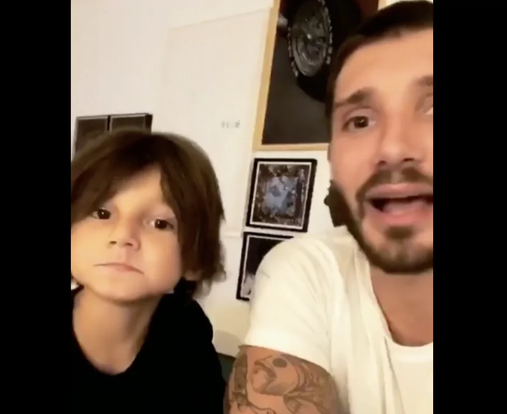 STEFANO DE MARTINO E SANTIAGO